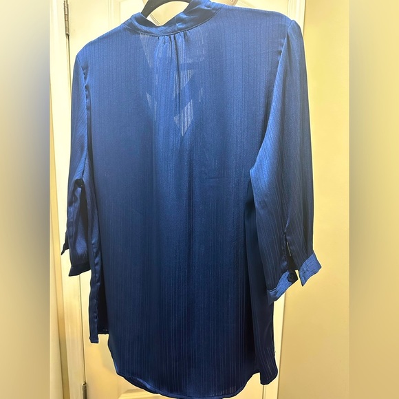 BloomChic Plus Size Plain Knot Neck Ruffle Sleeve Blouse - Picture 3 of 10